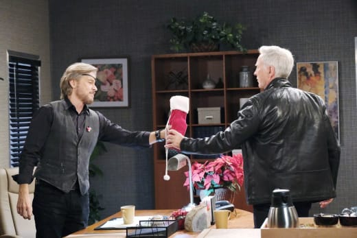 Steve and John Team Up - Days of Our Lives