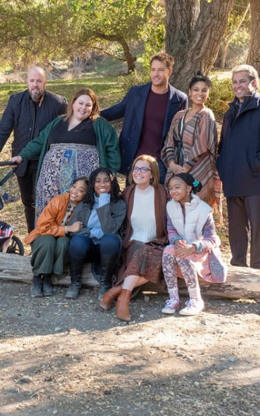 Family Photo / Tall - This Is Us Season 6 Episode 7