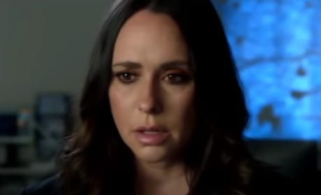 Maddie Buckley Photos - TV Fanatic