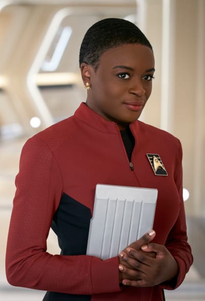 Uhura in the Corridor - Star Trek: Strange New Worlds Season 1 Episode 2