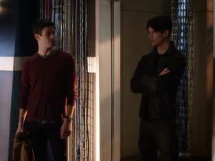 The Flash Season 3 Episode 23 Review Finish Line TV Fanatic