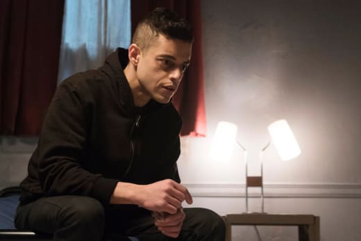 Mr. Robot Suspect List - Who Knocked?