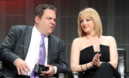 The Goldbergs: Wendi McLendon-Covey Says Jeff Garlin's Exit "Was a Long Time Coming"