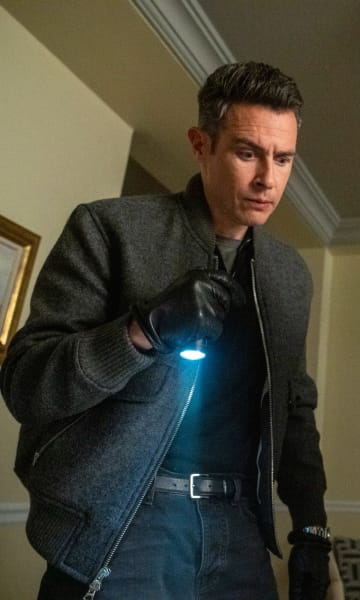 Shining a Light - FBI Season 6 Episode 7