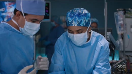 Miracle Workers - Grey's Anatomy Season 20 Episode 9