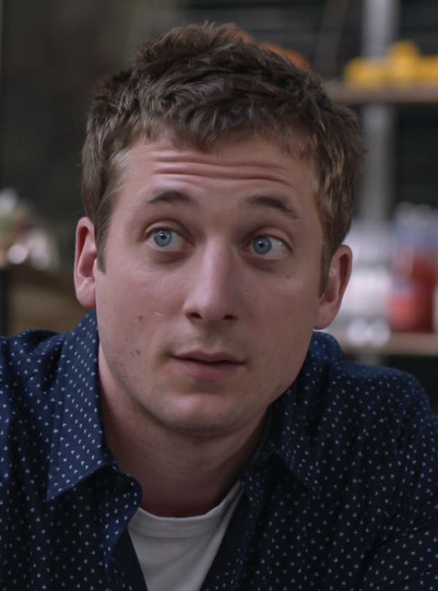 Lip is Blindsided - Shameless Season 11 Episode 4