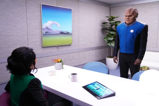 Bortus Sees the Doctor - The Orville Season 2 Episode 6