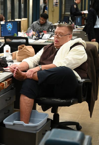 Brooklyn Nine Nine Season 7 Episode 3 Review Pimento TV Fanatic