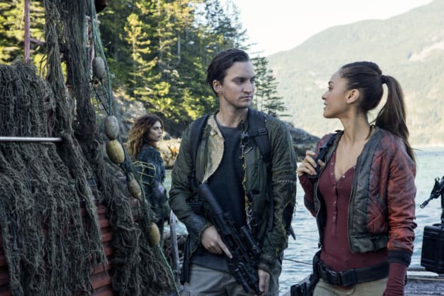 Strange "Bedfellows" - The 100 Season 4 Episode 4