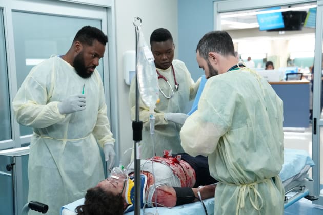 Scary Case - The Resident Season 3 Episode 1