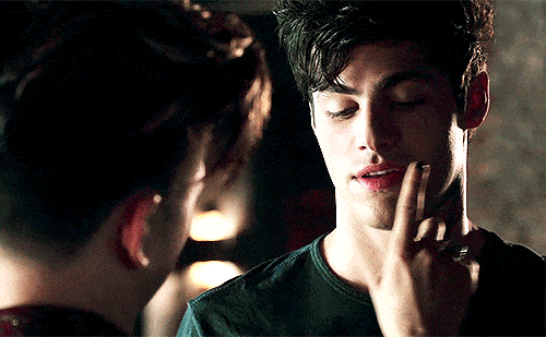 Resultado de imagem para letra magnus e alec