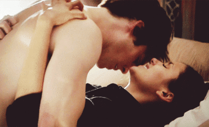 Coming to The Vampire Diaries: Crazy Hot Elena Hook-Up!