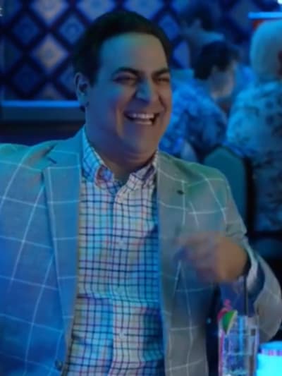 Back on the Market - Claws Season 3 Episode 4