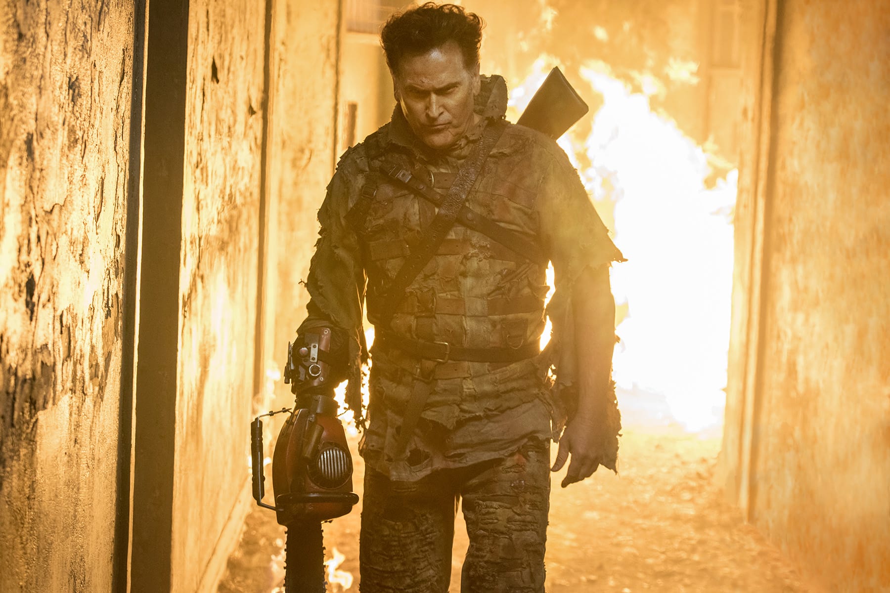 Fire It Up Ash Vs Evil Dead Season 2 Episode 8 Tv Fanatic