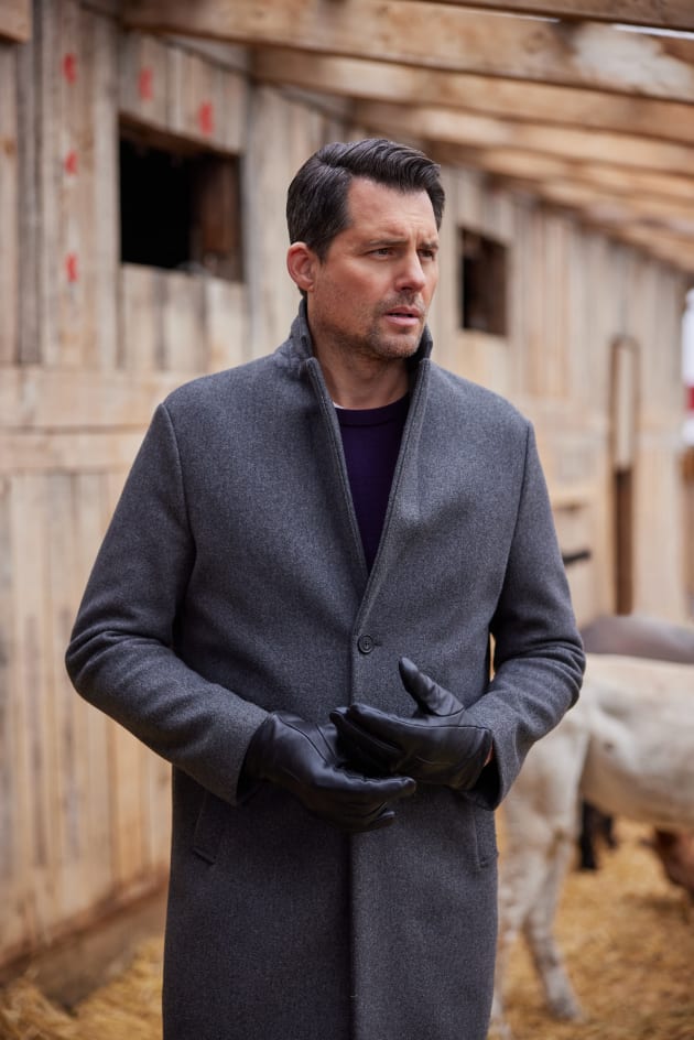 Married Christmas Formal Coat TV Fanatic