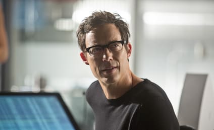 The Flash Spoilers: Tom Cavanagh on Being The Reverse Flash, Two Sides of Harrison Wells