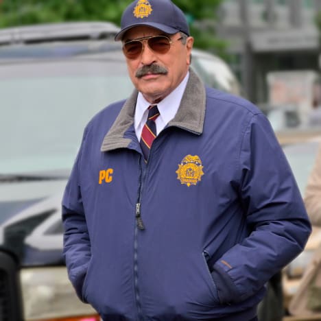 A Public Arrest - Blue Bloods Season 12 Episode 2