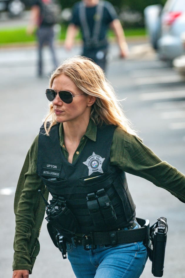 Take Him Out - Chicago PD Season 7 Episode 4
