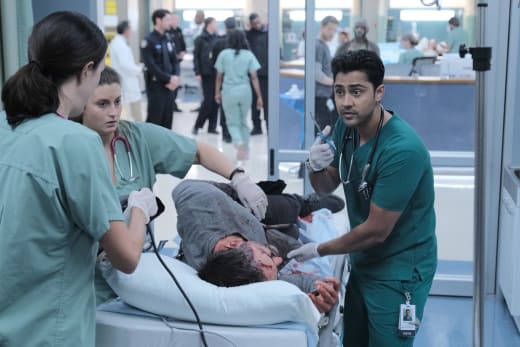 Heroes Saving Heroes - The Resident Season 3 Episode 3