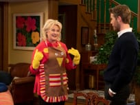 Thanksgiving Dinner - Murphy Brown