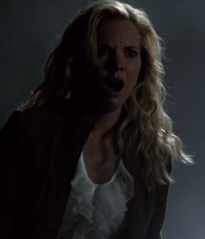 A Shock - The Vampire Diaries Season 1 Episode 1