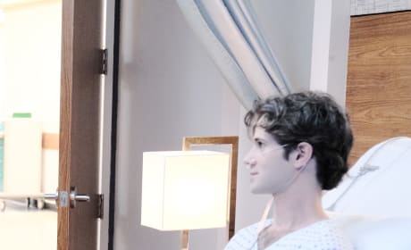 The Resident Season 3 Episode 19 Support System Photos Tv Fanatic Support system the resident season 3. the resident season 3 episode 19