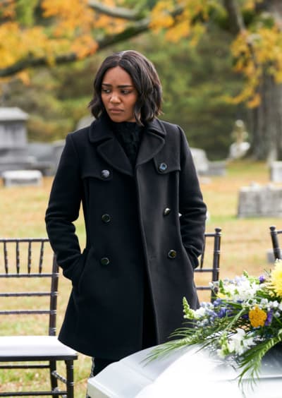 Jennifer's Goodbye - Black Lightning Season 2 Episode 12