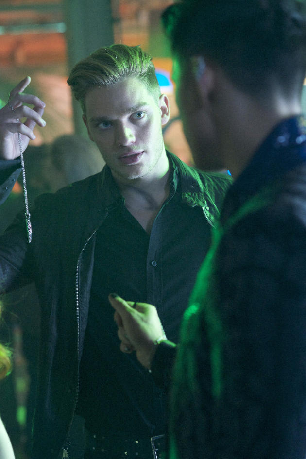 the shadowhunters season 1 episode 4 the shadowhunters season 1 episode 4