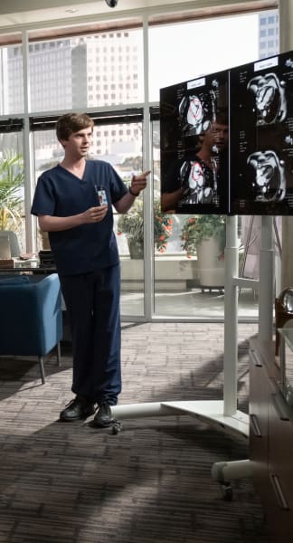 Presenting a Difficult Case - The Good Doctor Season 7 Episode 1