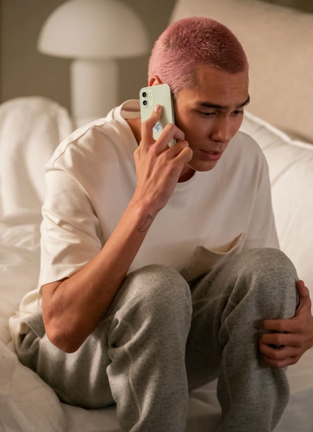 Aki Worries - Gossip Girl (2021) Season 1 Episode 10