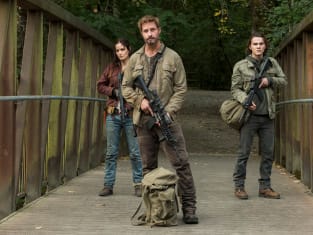 Colony Season 3 Episode 2 Review Puzzle Man TV Fanatic