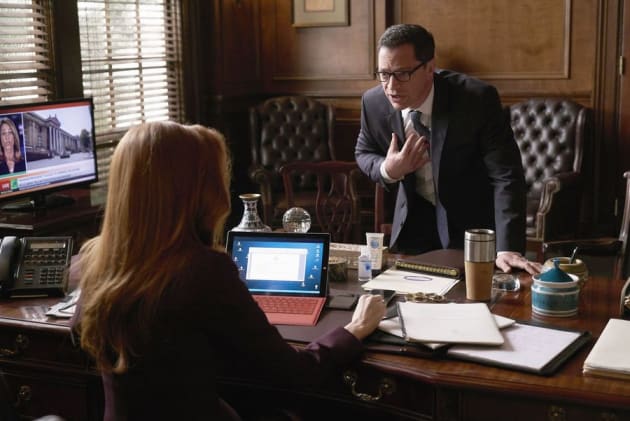 David Needs Advice - Scandal
