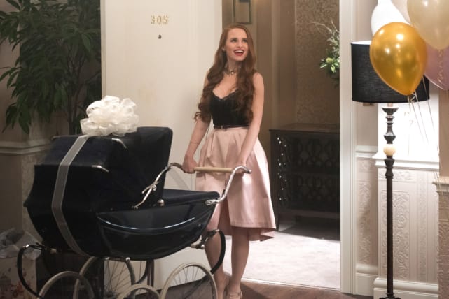 Never Empty-handed - Riverdale Season 1 Episode 8