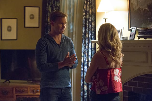 We Need to Talk - The Vampire Diaries Season 8 Episode 1