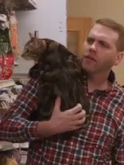 Emotional Support Cat  - 90 Day Fiance: The Other Way Season 2 Episode 5