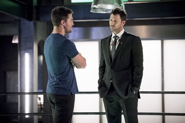 Arrow Season 5 Episode 5 Review Human Target TV Fanatic