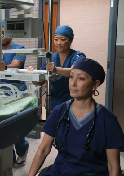Lim Helps Out - The Good Doctor Season 6 Episode 7