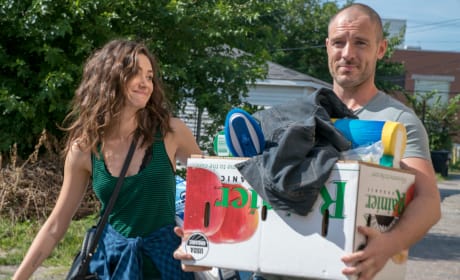 Shameless season 9 episode 1 cheap