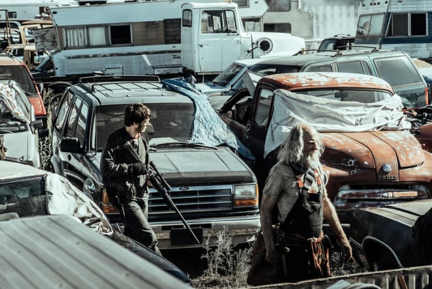 10K and Doc Are On Patrol - Z Nation Season 4 Episode 4