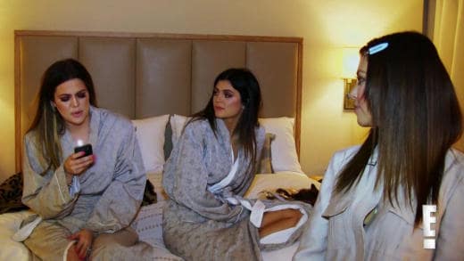 Smoothing Things Over - Keeping Up with the Kardashians