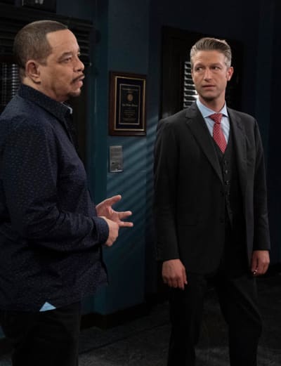 Fin's Deposition - Law & Order: SVU Temporada 22 Episodio 2