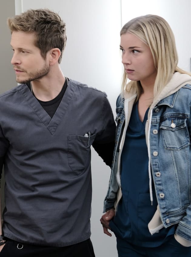 Up in the Air - Tall - The Resident Season 2 Episode 13