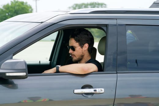Queen Of The South Season 2 Episode 13 Review La Ultima Hora Mata Tv Fanatic