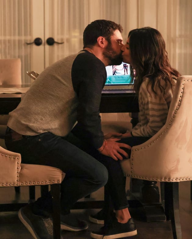 Darcy & Gary Kisses - Tall - A Million Little Things Season 3 Episode 8