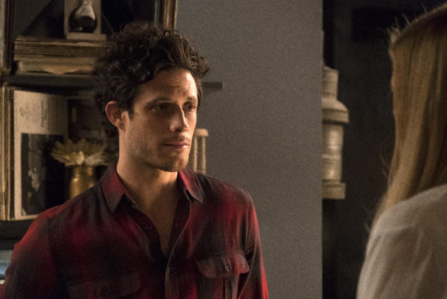 Here to Help - Stitchers Season 3 Episode 1
