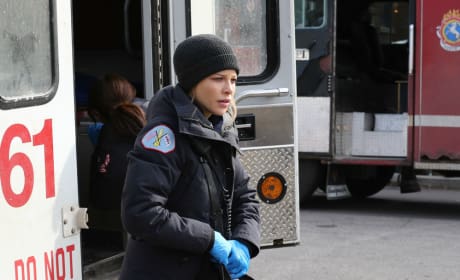Chicago pd season 2 episode 21 full episode new arrivals