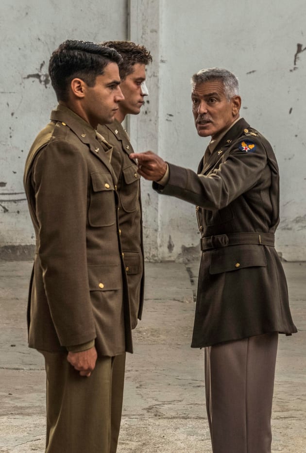 Pointing the Finger - Catch-22 Season 1 Episode 1