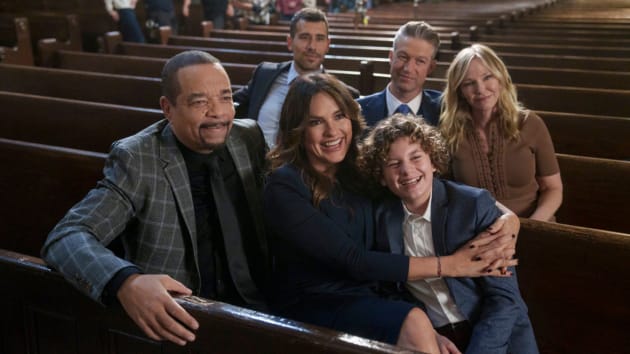 Law & Order: SVU Season 25 Episode 1 Review: Tunnel Blind