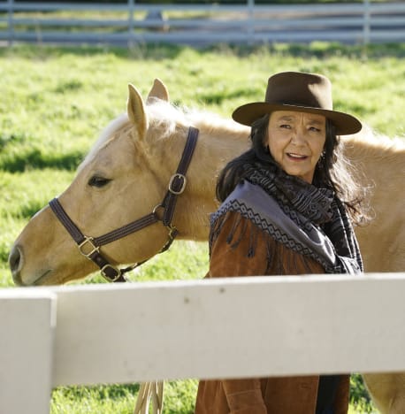 The Horse Whisperer - Stumptown Season 1 Episode 16