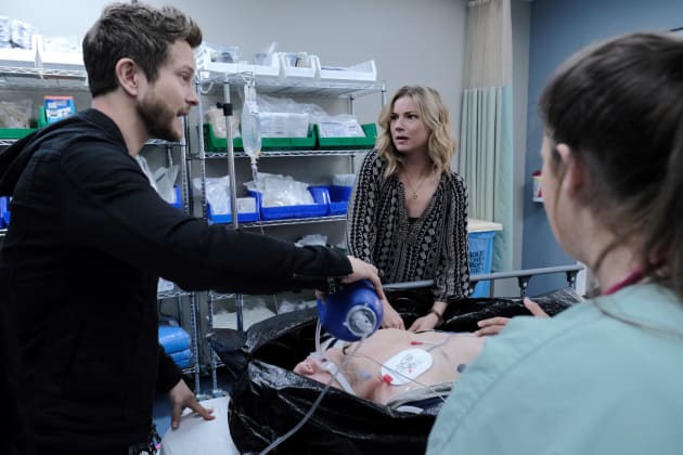 The Resident Season 3 Episode 4 Review Belief System Tv Fanatic 'the resident' executive producer todd harthan weighs in on the dramatic developments of the season 3 halloween episode. the resident season 3 episode 4 review